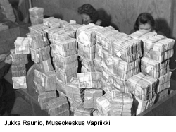 Vanhoja seteleitä Suomen Pankissa