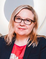 Anna Pärnänen valokuvassa
